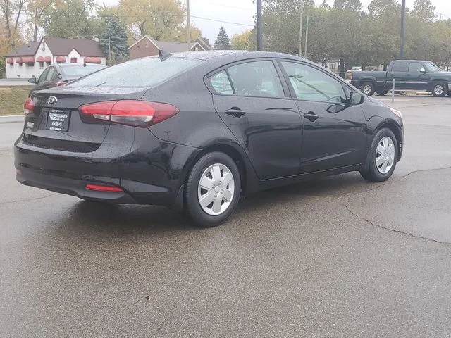 2018 Kia FORTE LX - Photo 6