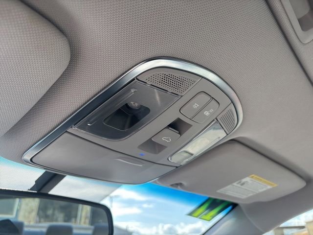 Used 2017 Lakeside Blue Hyundai Sport image 31