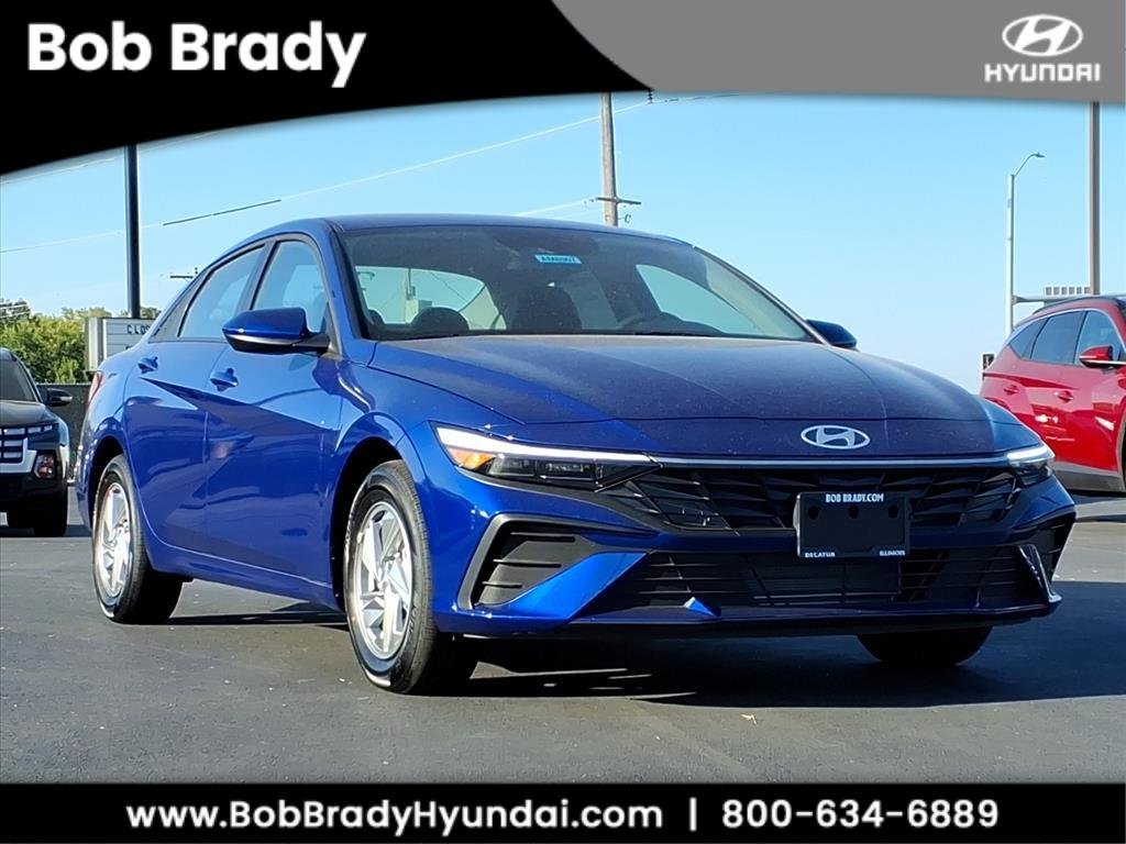 2025 Hyundai Elantra SE