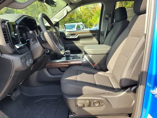 2025 Chevrolet Silverado 1500 LT - Photo 14