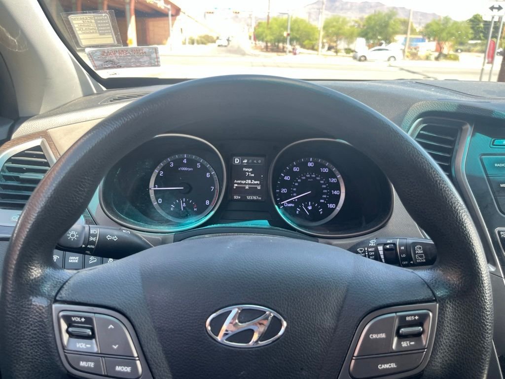 Used 2018 Gray Hyundai 2.4 Base image 11