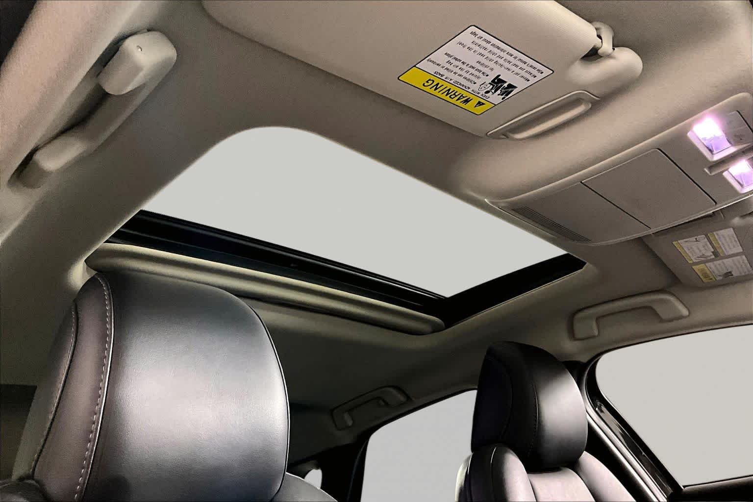 Used 2021 Machine Gray Metallic Mazda Preferred image 13