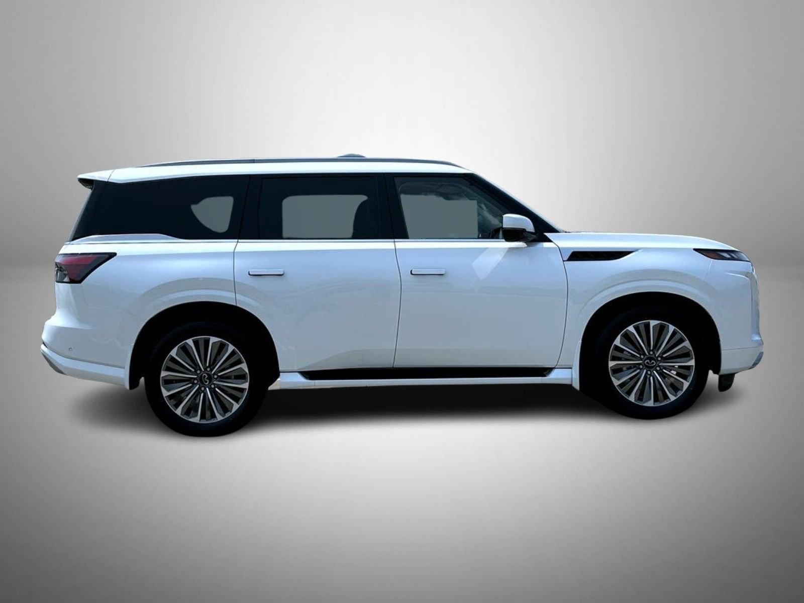 New 2027 RADIANT WHITE INFINITI Luxe 4WD image 4