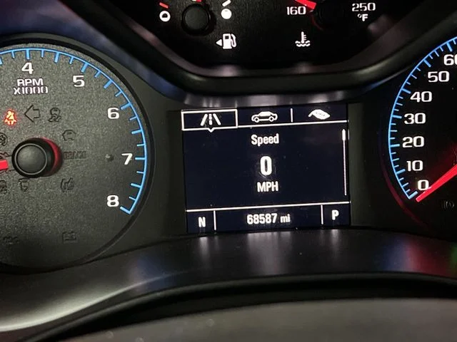 Used 2021 Gray GMC AT4 w/Cloth image 13