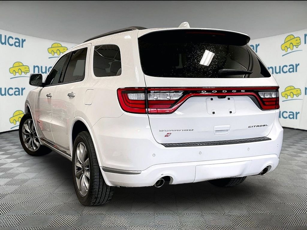 Used 2022 White Dodge Citadel image 4
