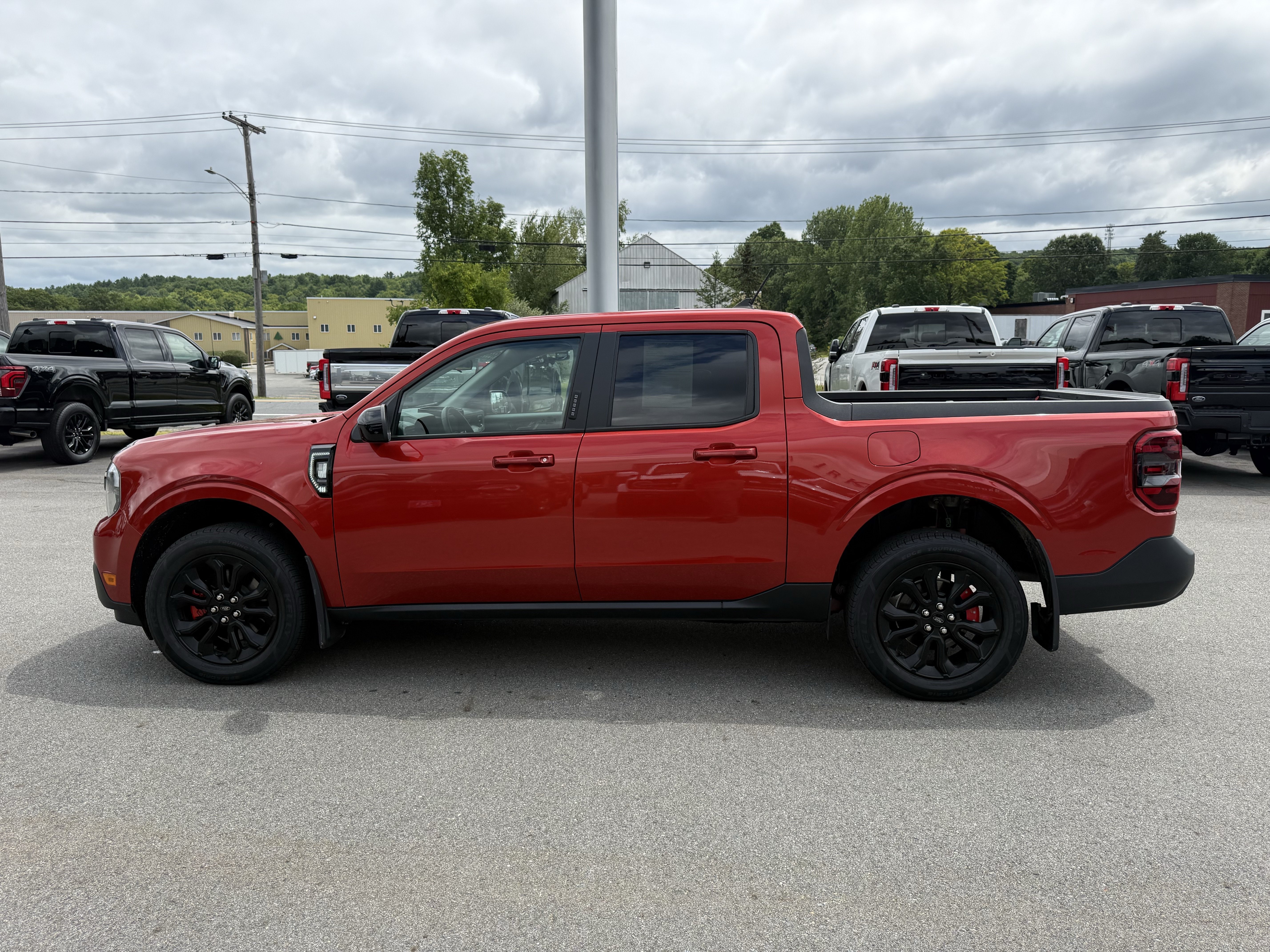 Used 2023 Hot Pepper Red Tc Ford LARIAT image 10