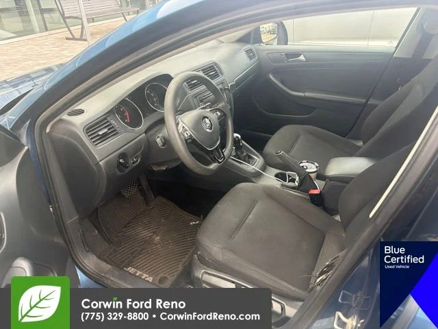 Used 2015 Blue Metallic Volkswagen 2.0L S image 11