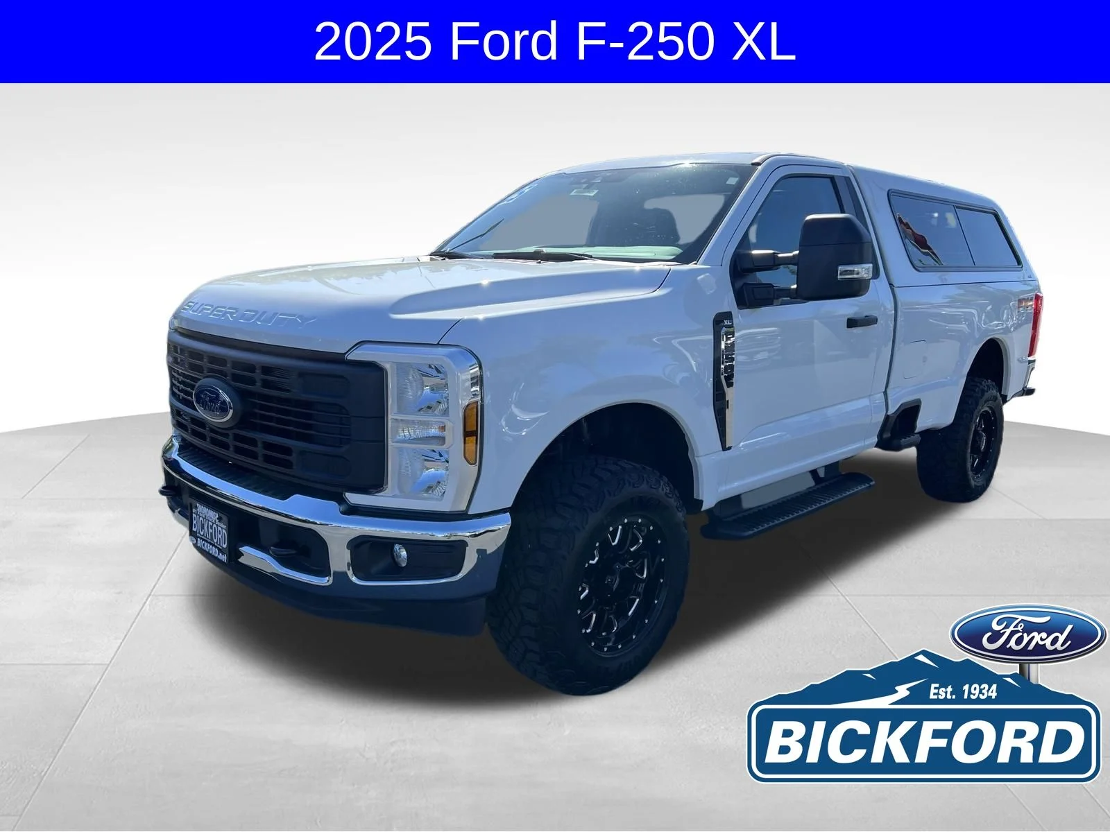 Used 2025 White Ford XLT image 1