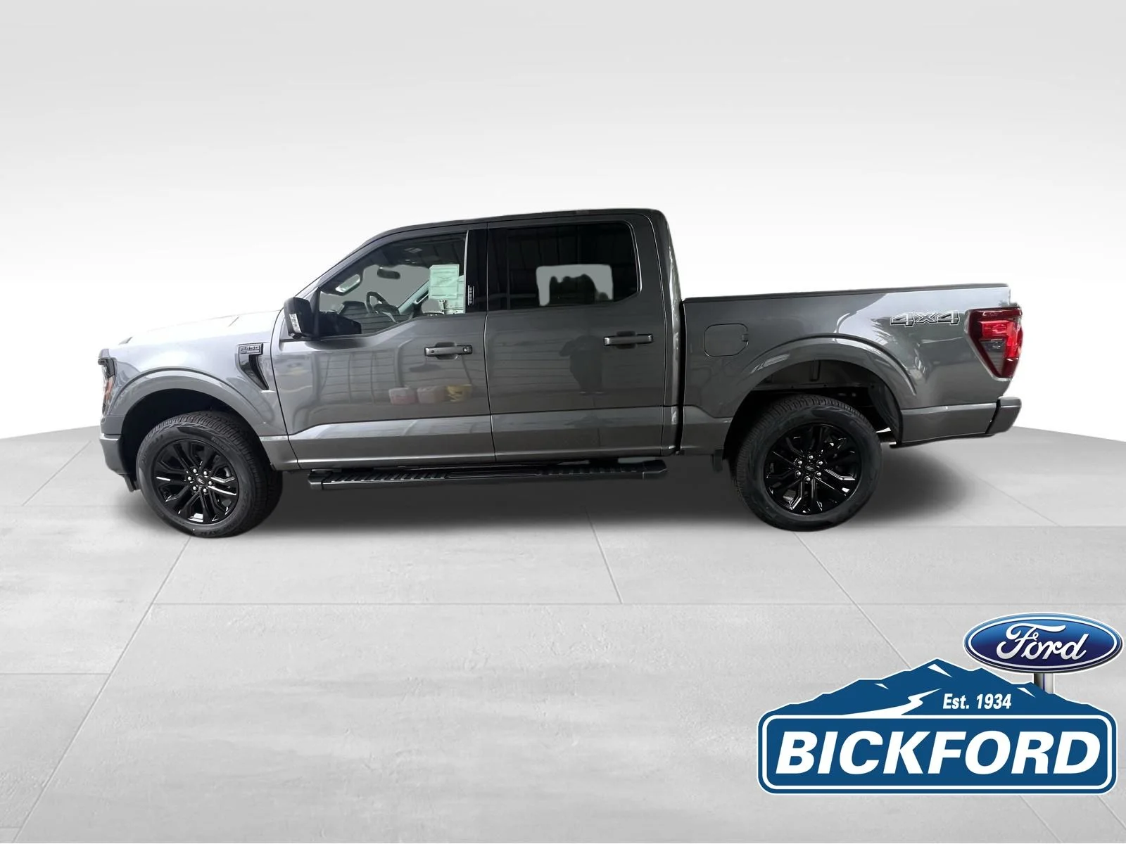 New 2026 Gray Ford XLT image 9