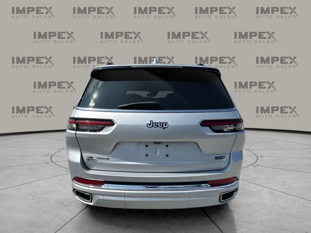 Used 2021 Silver Jeep Overland image 4