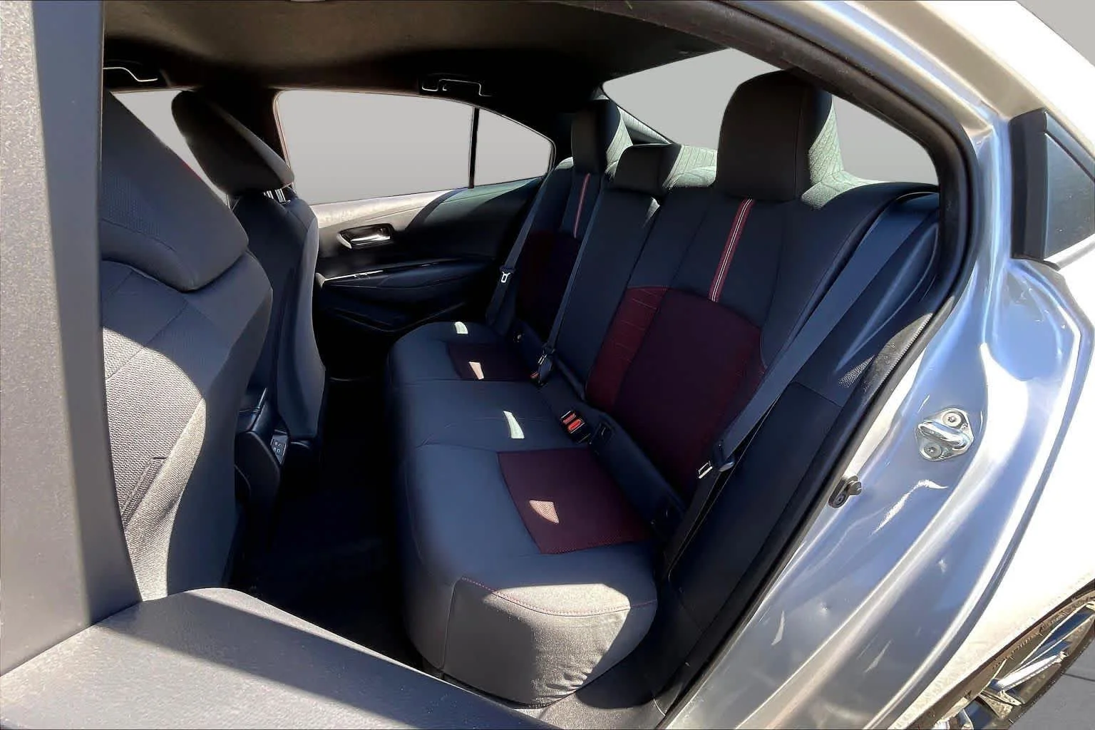 Used 2025 Classic Silver Metallic Toyota SE image 19