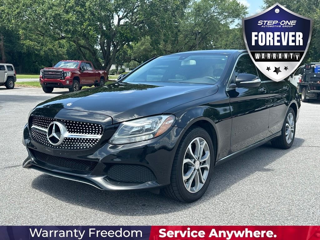 Used 2015  Mercedes-Benz C 300 image 2