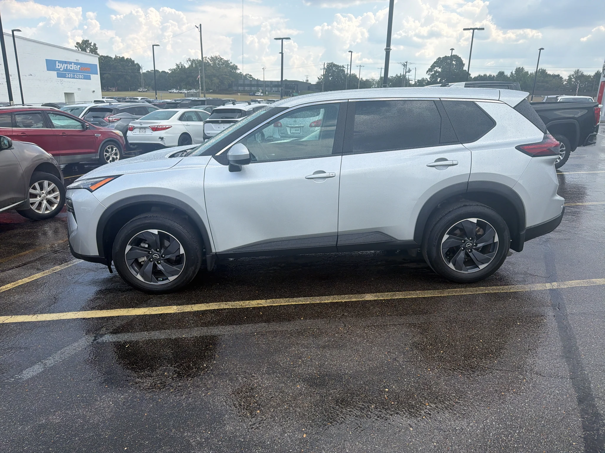 Certified Used 2025 Brilliant Silver Metallic Nissan SV image 3