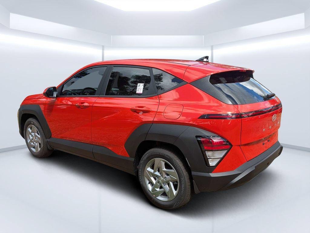 New 2027 Orange Hyundai SE FWD image 5