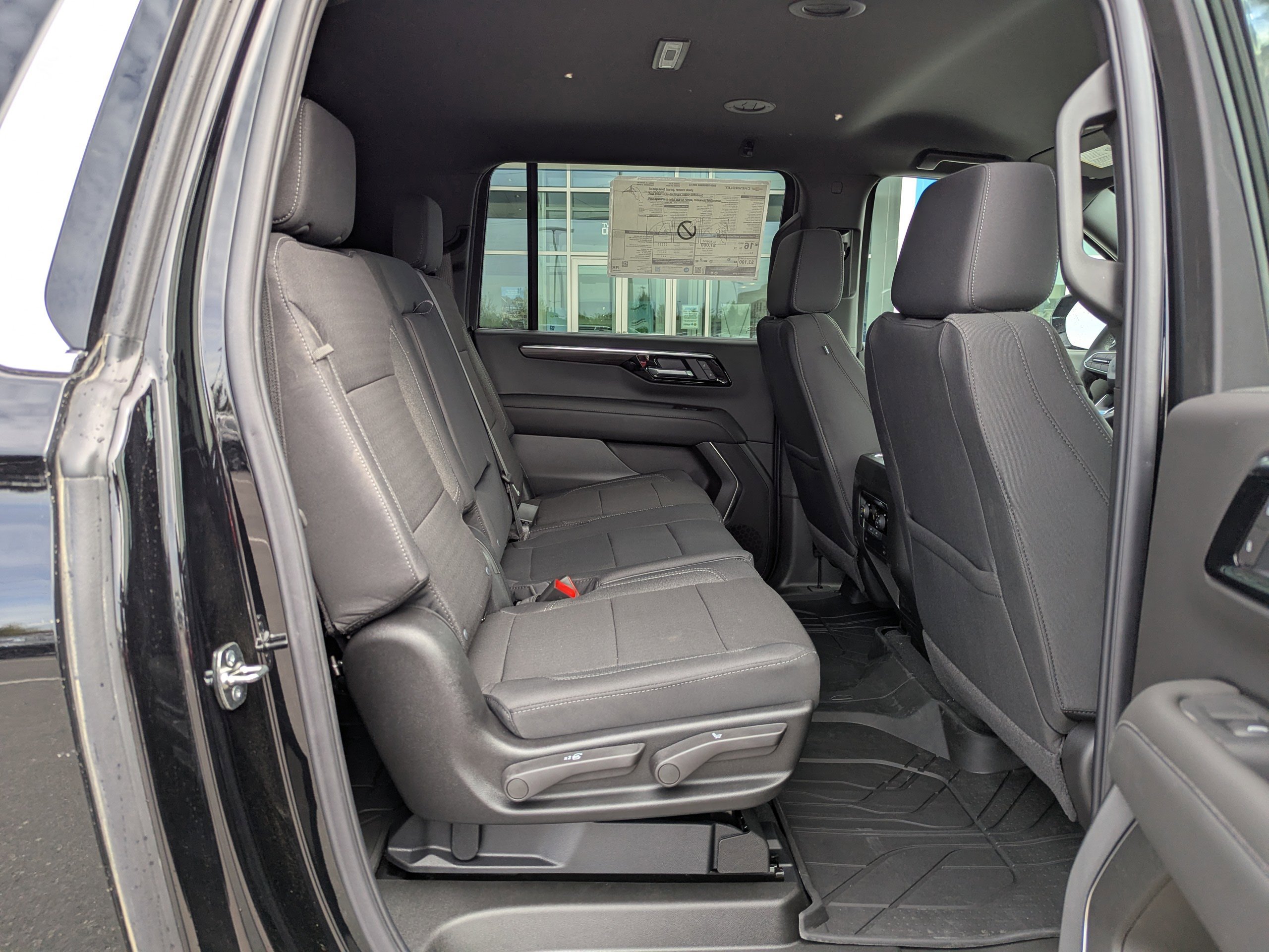2026 Chevrolet Suburban LS - Photo 42