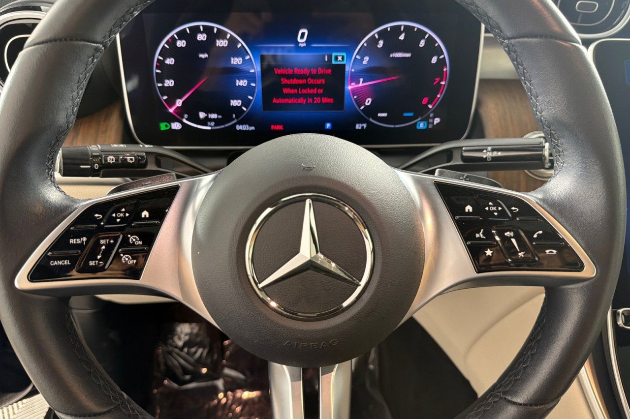 Certified Used 2024 Black Mercedes-Benz GLC 300 image 22