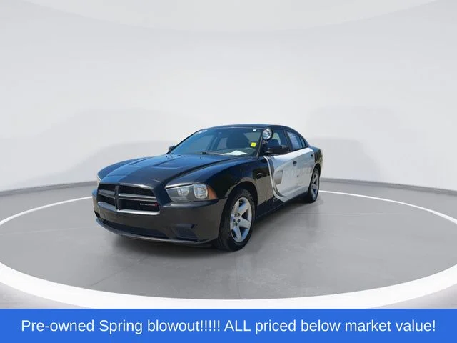 Used 2014 Black Dodge Police image 4