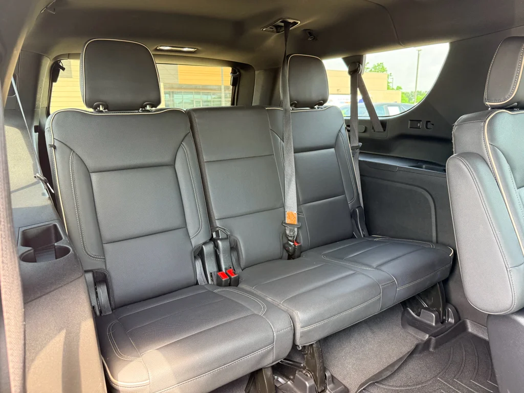 Used 2022 Summit White Chevrolet Premier image 26