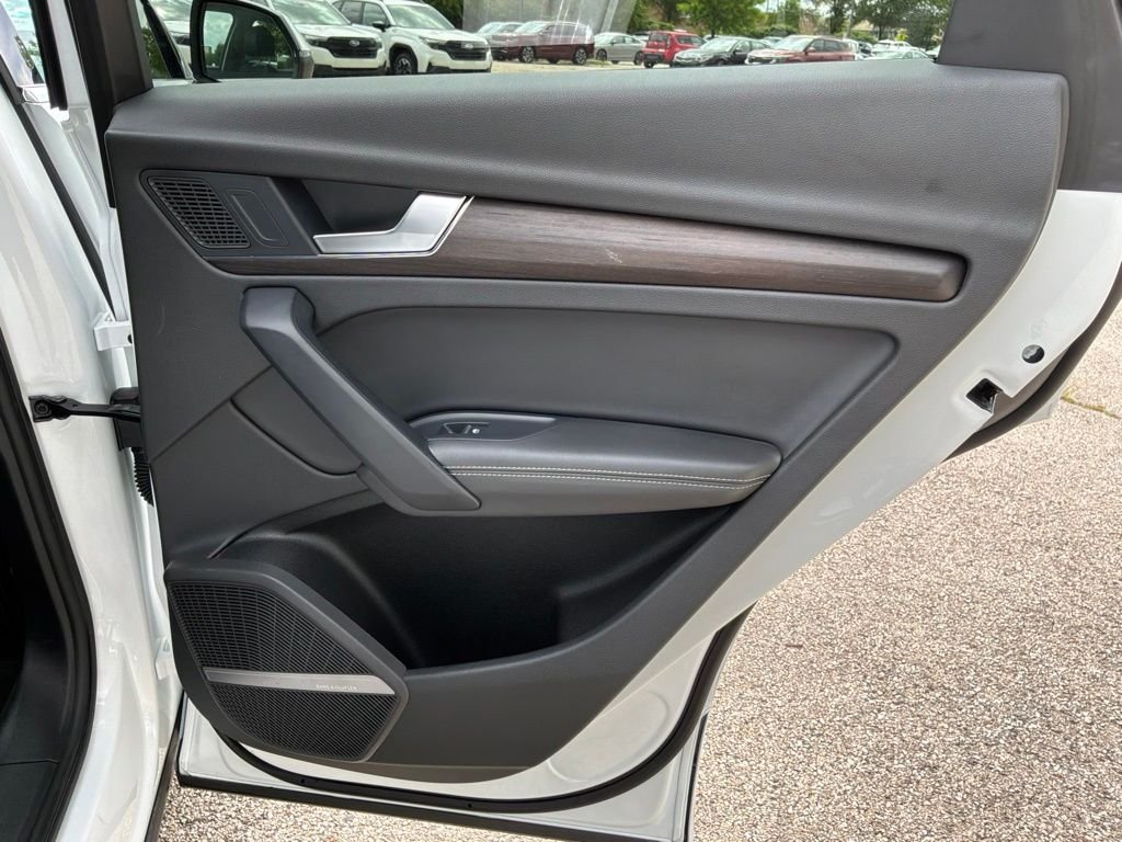 Used 2024  Audi 45 S line Premium image 28
