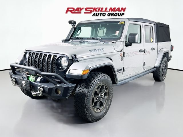 Used 2021 Gray Jeep Sport image 3