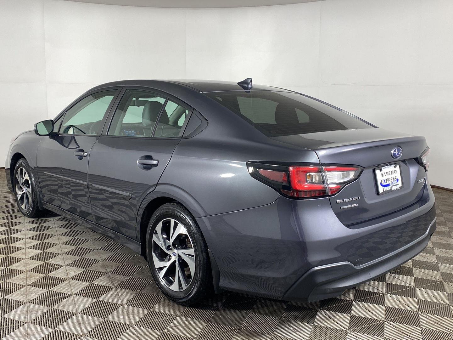 Used 2024 Magnetite Gray Metallic Subaru Premium image 7