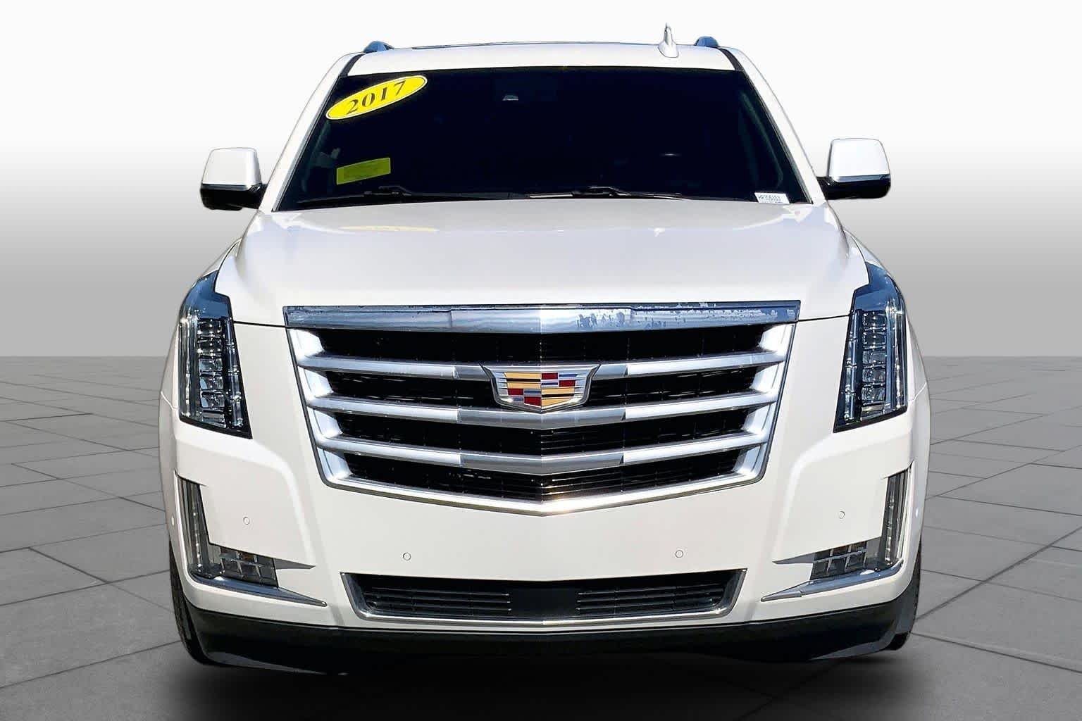 Certified Used 2017 Crystal White Tri-Coat Cadillac Premium Luxury image 4