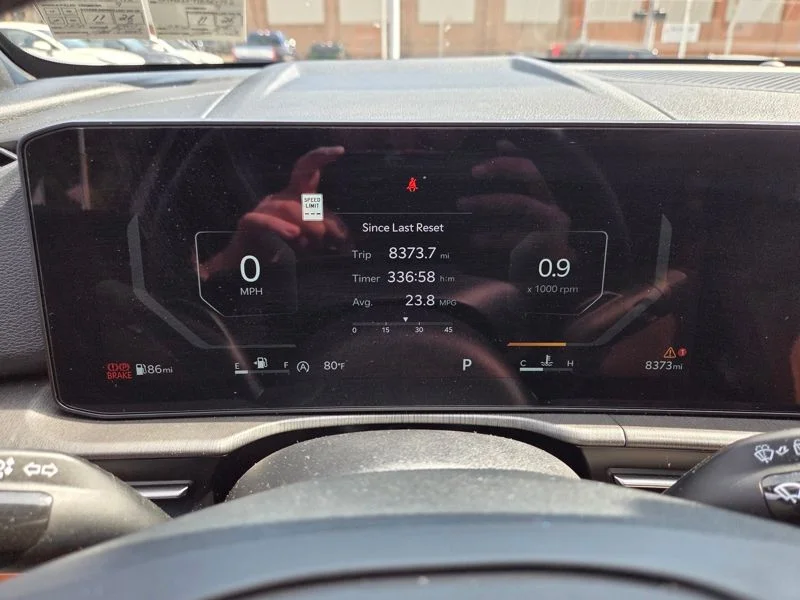 Used 2026 White Kia X-Line image 12