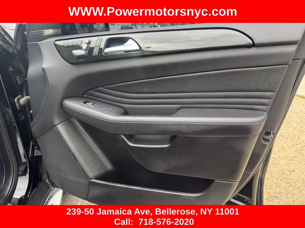 Used 2019 Black Mercedes-Benz GLE 43 AMG® image 29