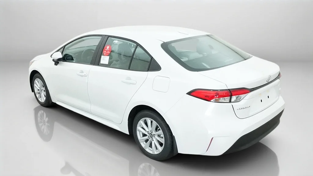 New 2027 Wind Chill Pearl Toyota LE image 14