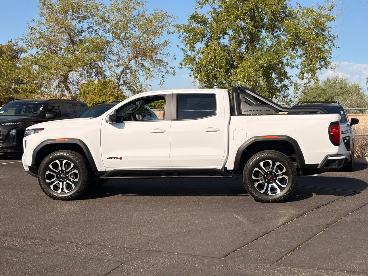 Used 2025 Summit White GMC AT4 image 3