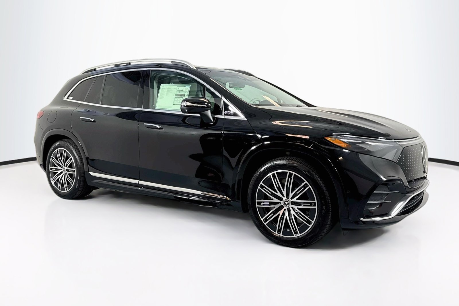 New 2026 Black Mercedes-Benz EQS 400 image 3