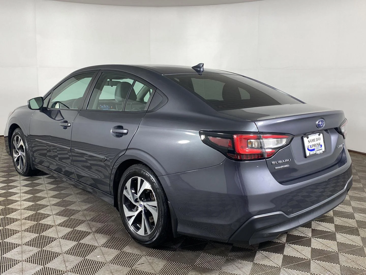Used 2024 Magnetite Gray Metallic Subaru Premium image 7