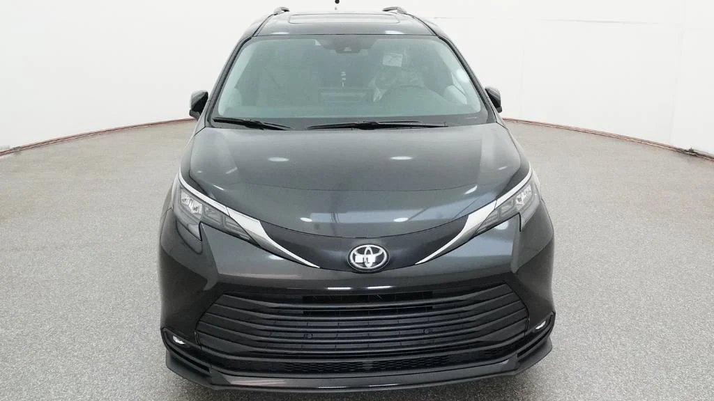 New 2026 Midnight Black Metallic Toyota XLE image 13