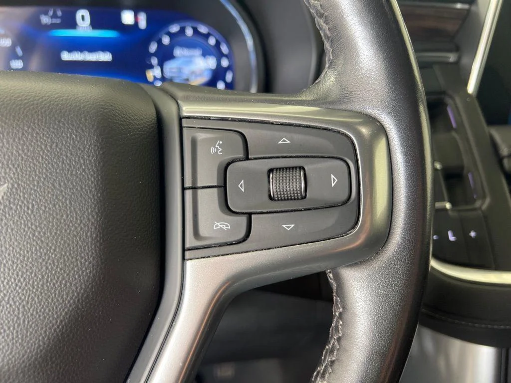 Used 2022 Midnight Blue Metallic Chevrolet LT image 12