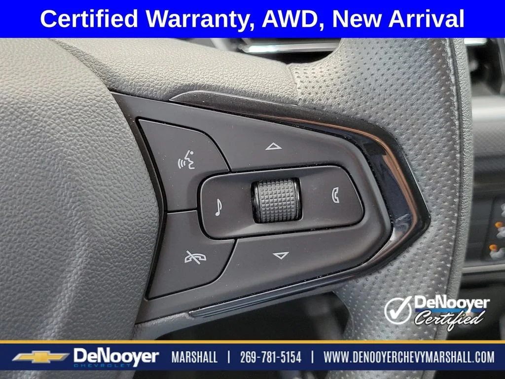 Used 2025 Crimson Metallic Chevrolet LT image 15
