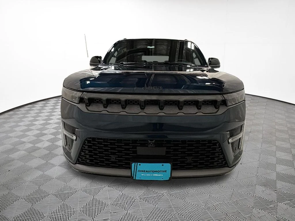 New 2026 Fathom Blue Pearl-Coat Exterior Paint (Late Availability) Jeep Limited Altitude image 3
