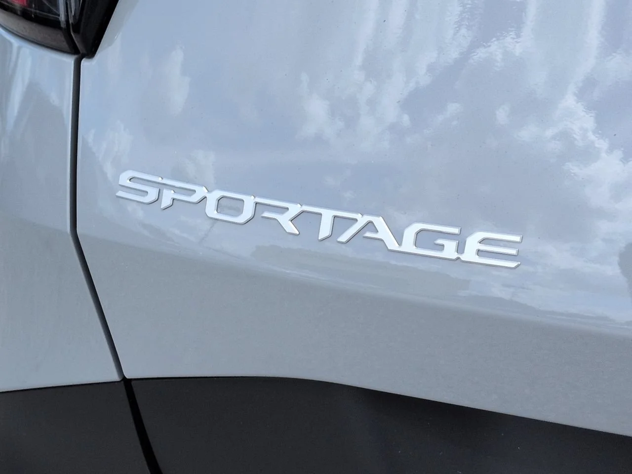 New 2027 Wolf Gray Kia EX image 13