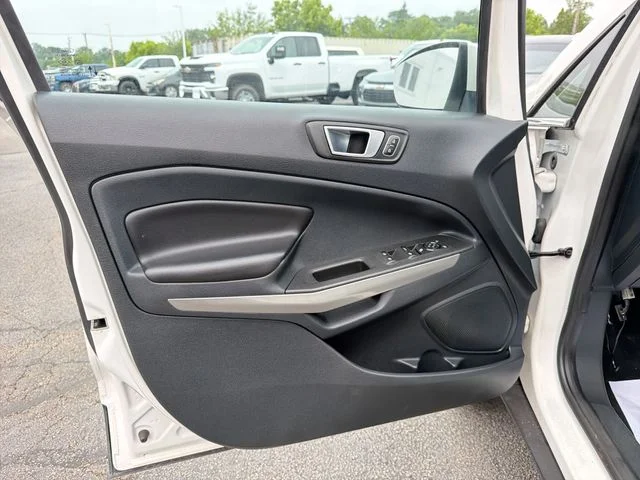 Used 2021 White Ford Titanium image 23