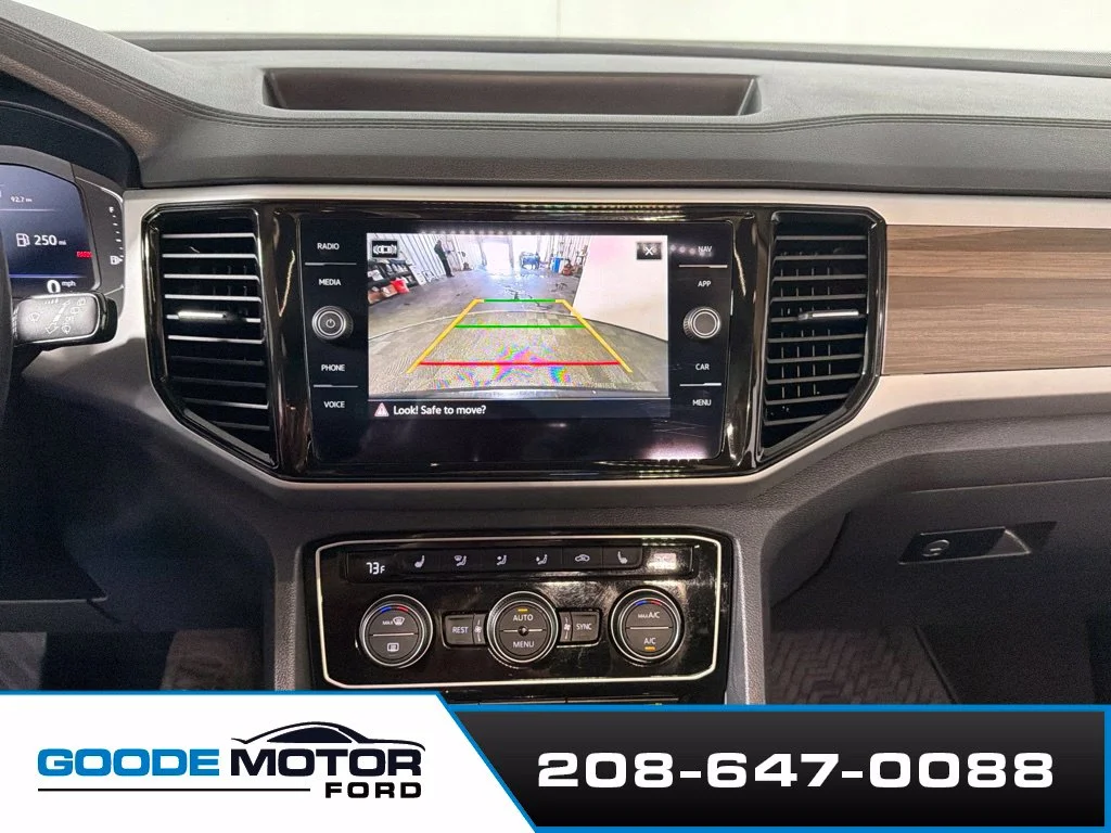 Certified Used 2023 Deep Black Pearl Effect Volkswagen SEL image 18
