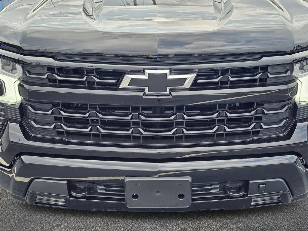 Used 2026 Black Chevrolet RST image 3