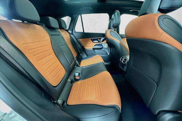 New 2026 Polar White Mercedes-Benz GLC 300 image 55