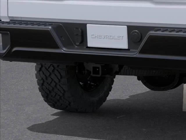 New 2026 Summit White Chevrolet Custom Trail Boss image 14