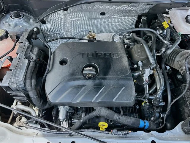 Used 2025 Gray Chevrolet LT image 27