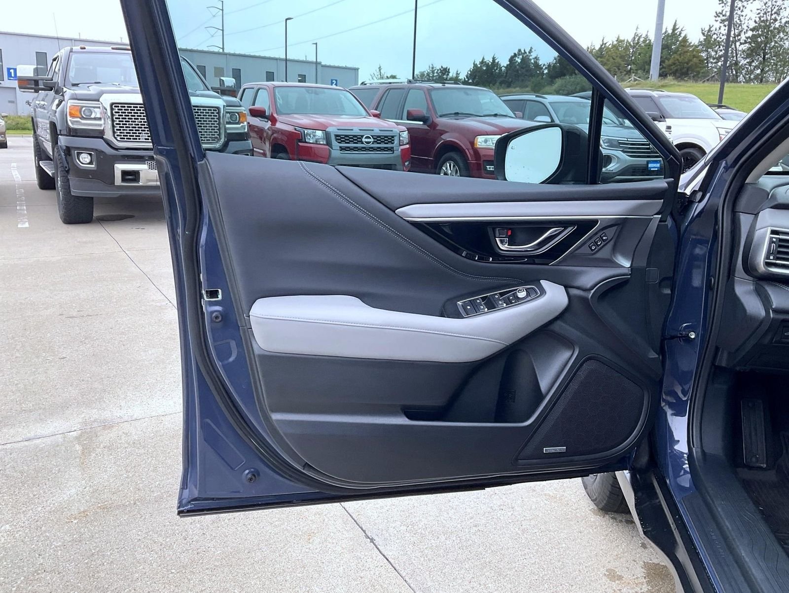 2023 Subaru Outback Limited - Photo 10
