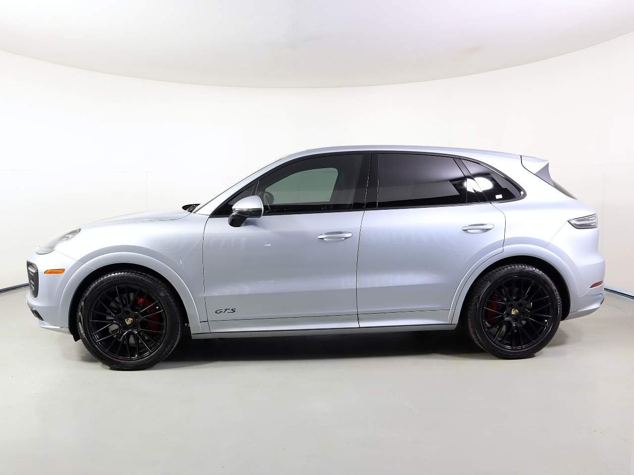 Used 2023 Dolomite Silver Metallic Porsche GTS image 2