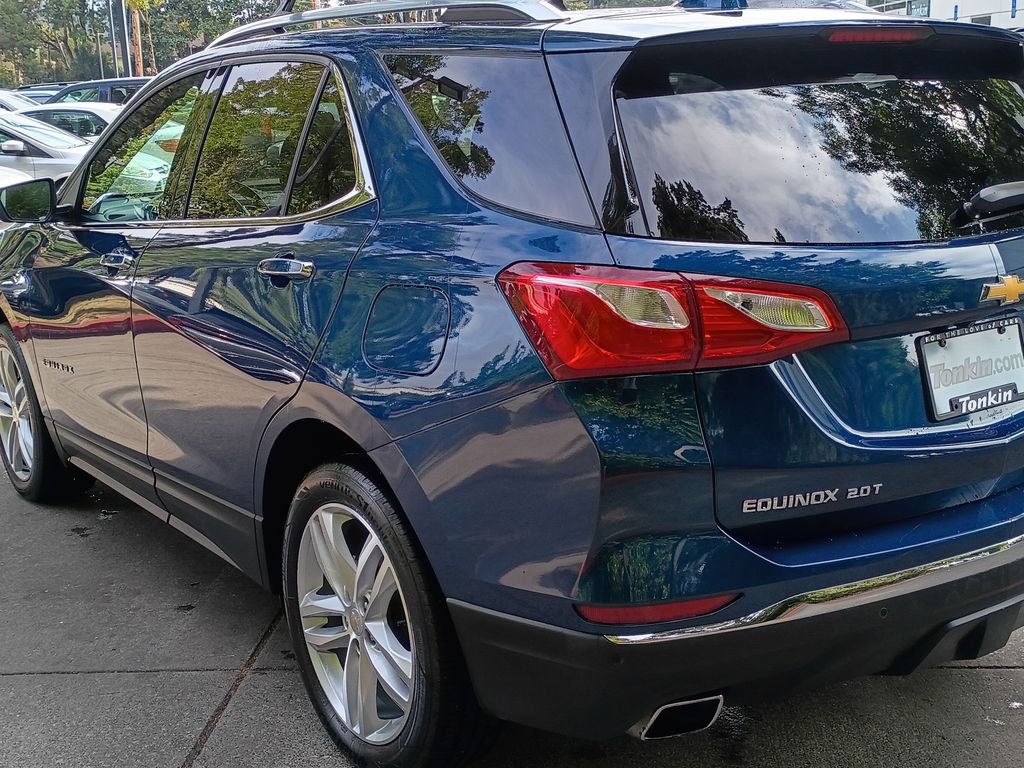 Used 2020 Pacific Blue Metallic Chevrolet Premier image 6