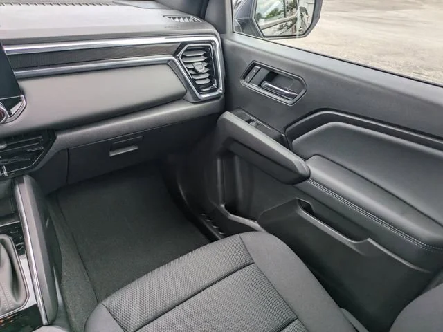 New 2026 Onyx Black GMC Elevation image 18