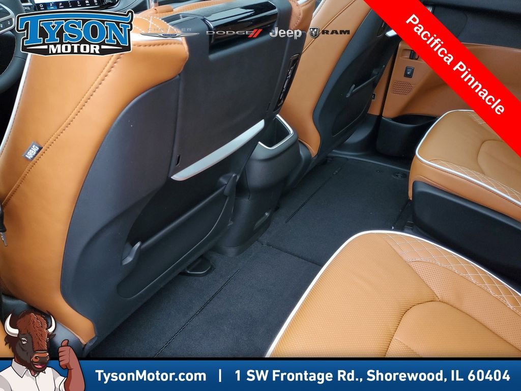 New 2026 Red Hot Pearl-Coat Exterior Paint Chrysler Pinnacle image 7