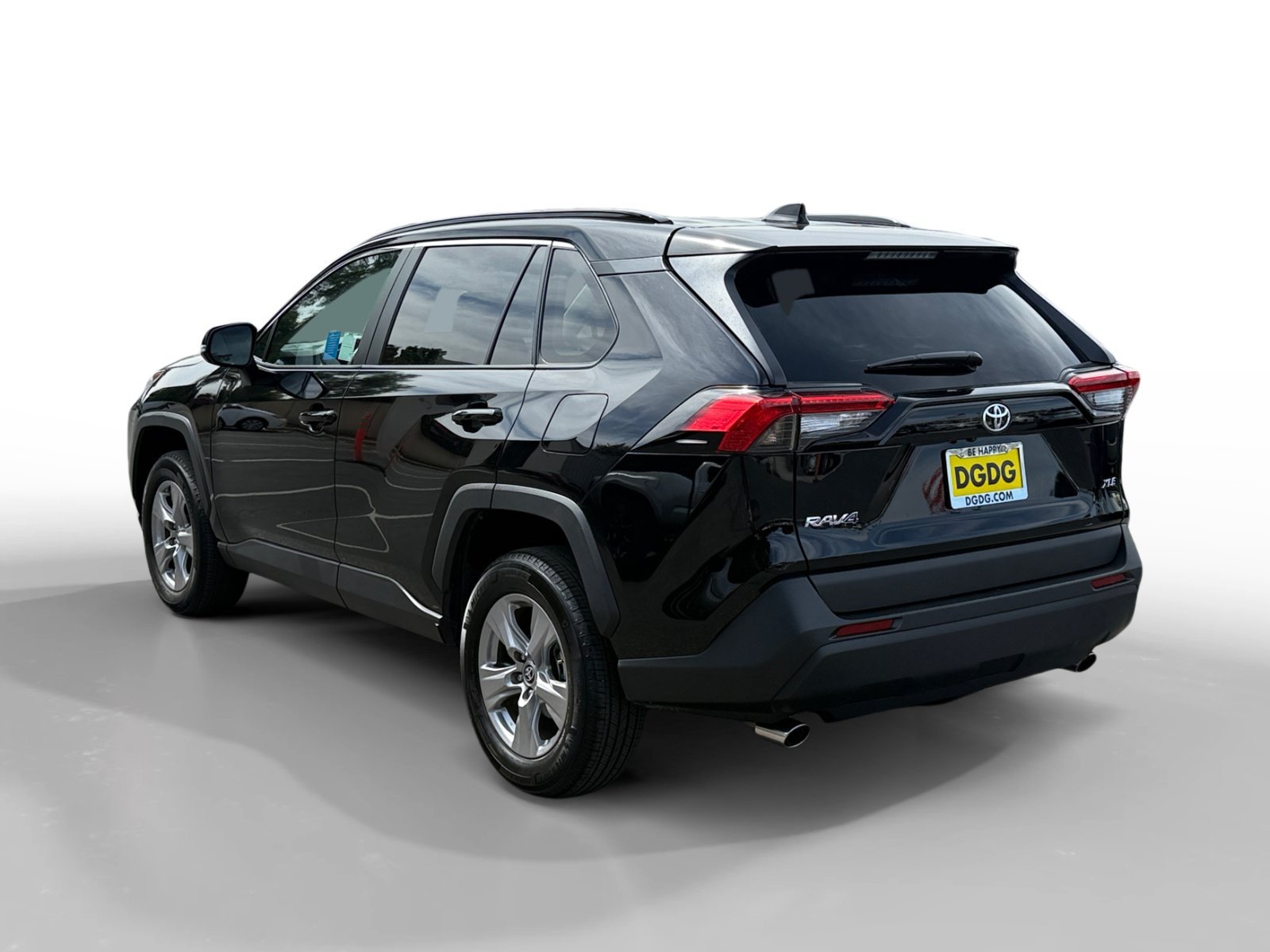 Used 2025 Midnight Black Metallic Toyota XLE image 3