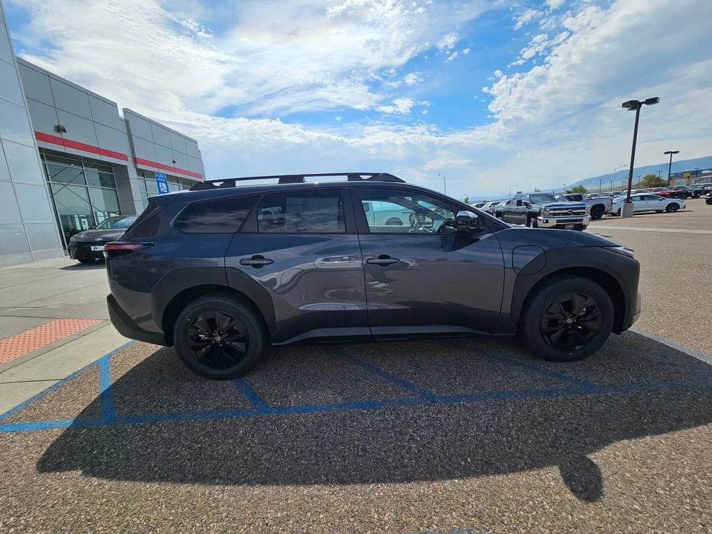 New 2026 Pavement Toyota  image 4